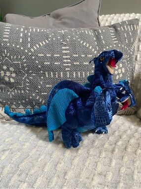 {Folkmanis} 3 Headed Dragon Puppet